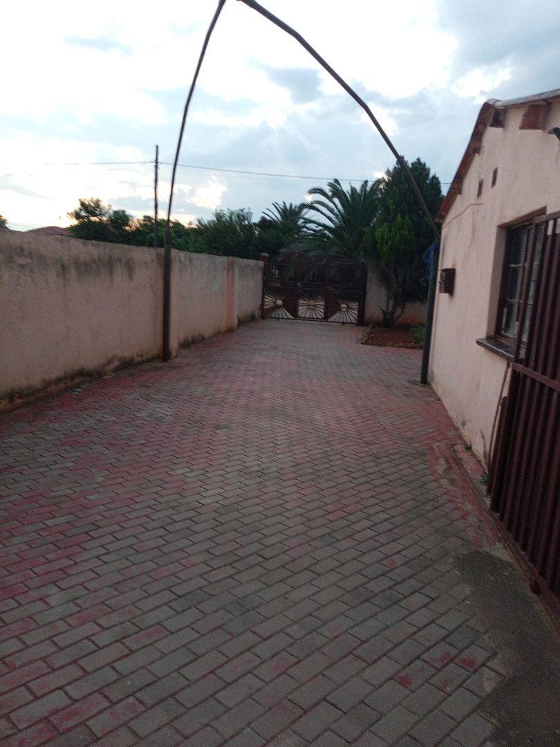 2 Bedroom Property for Sale in Mothutlung-A North West